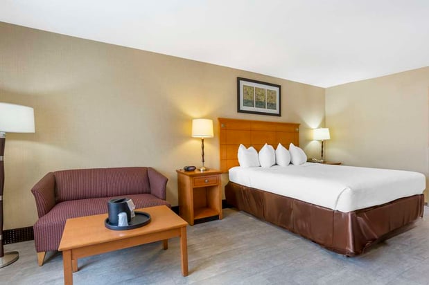 Images Best Western Danbury/Bethel