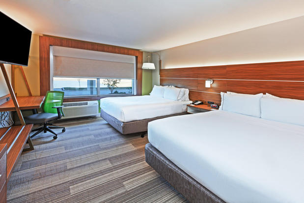 Images Holiday Inn Express & Suites Tulsa West - Sand Springs, an IHG Hotel