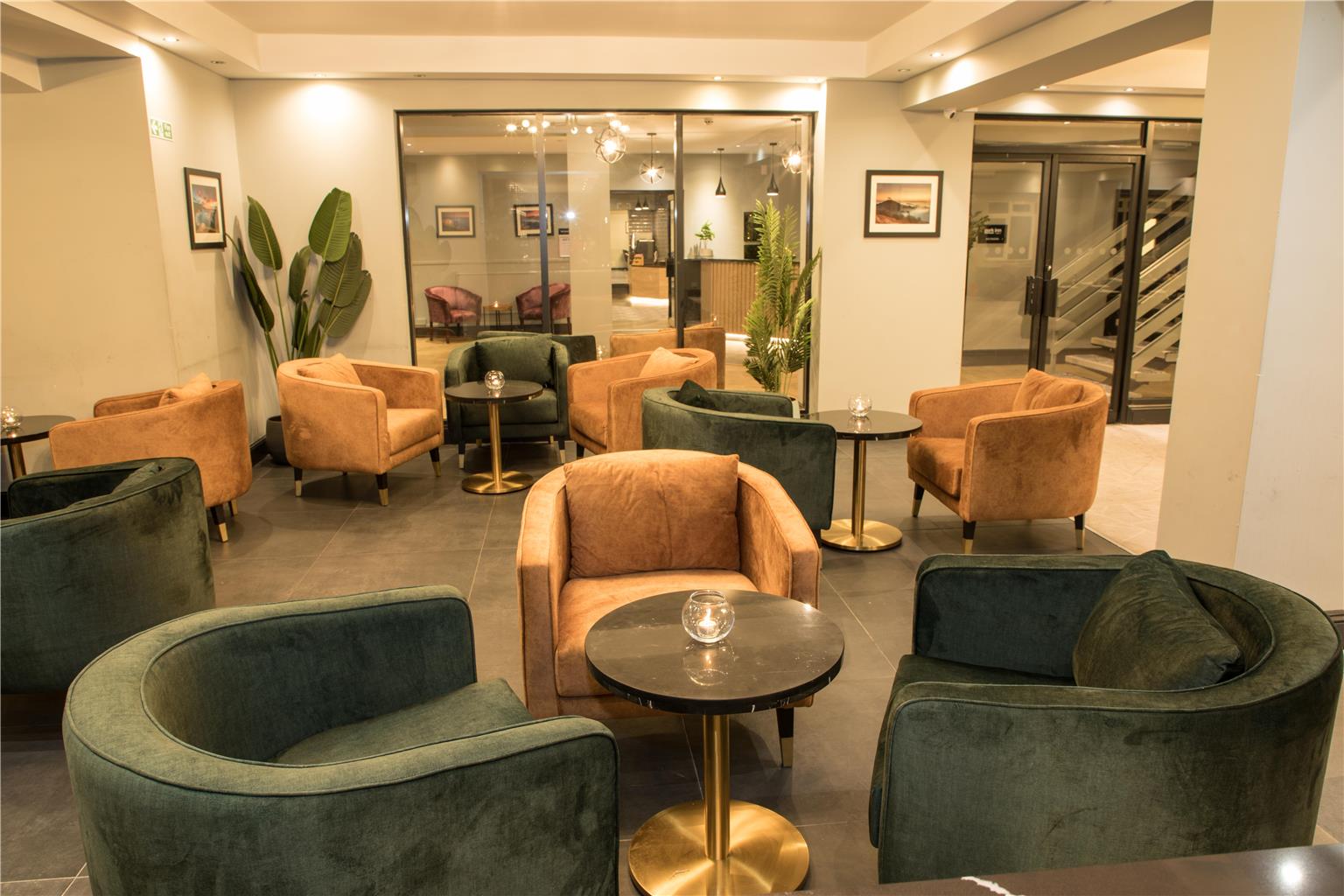 Restaurant - seating