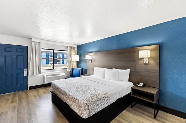 Images SureStay by Best Western Phoenix Airport