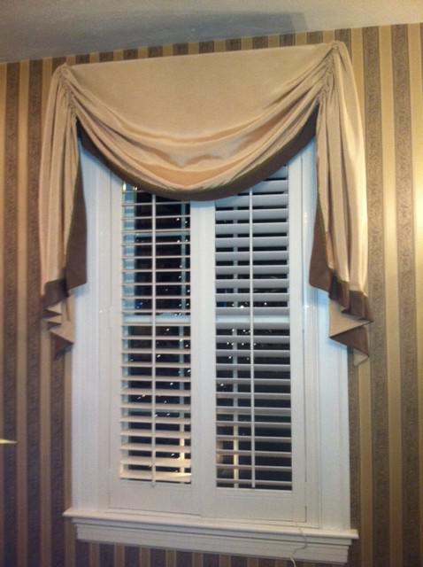The pairing in this Knoxville home couldn’t be better! Our Shutters provide shade, and then a gorgeo Budget Blinds of Knoxville & Maryville Knoxville (865)588-3377