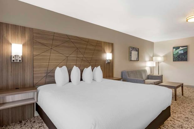 Images Best Western Plus Grand Manor Inn