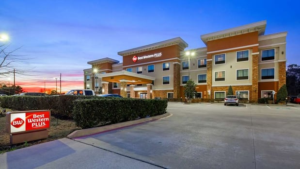 Images Best Western Plus Spring Inn & Suites