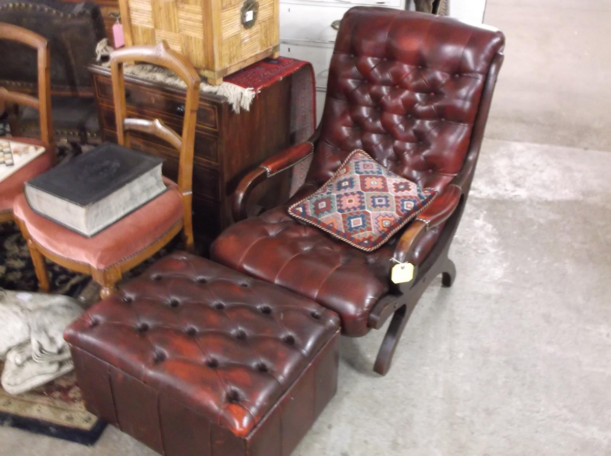 Images Pine Lodge Auctions & Interiors
