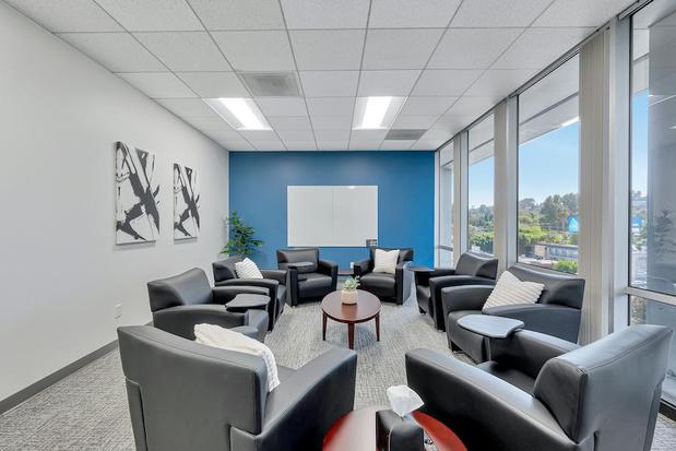 Images Clearview Outpatient - Woodland Hills