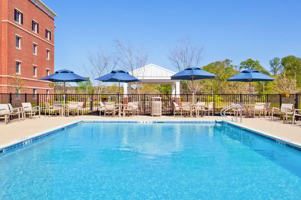 Images Candlewood Suites Building 3440