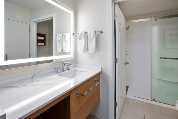 Images Staybridge Suites Omaha 80th And Dodge by IHG