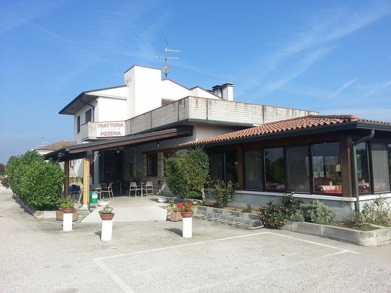 Images Trattoria Pizzeria Lilly