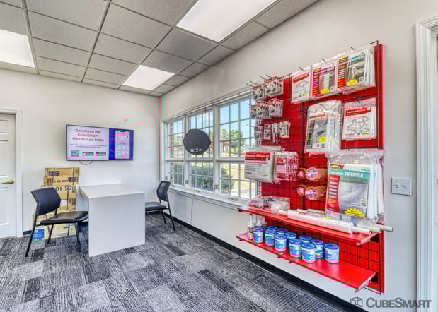 Images CubeSmart Self Storage