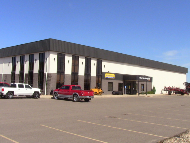 Images Titan Machinery