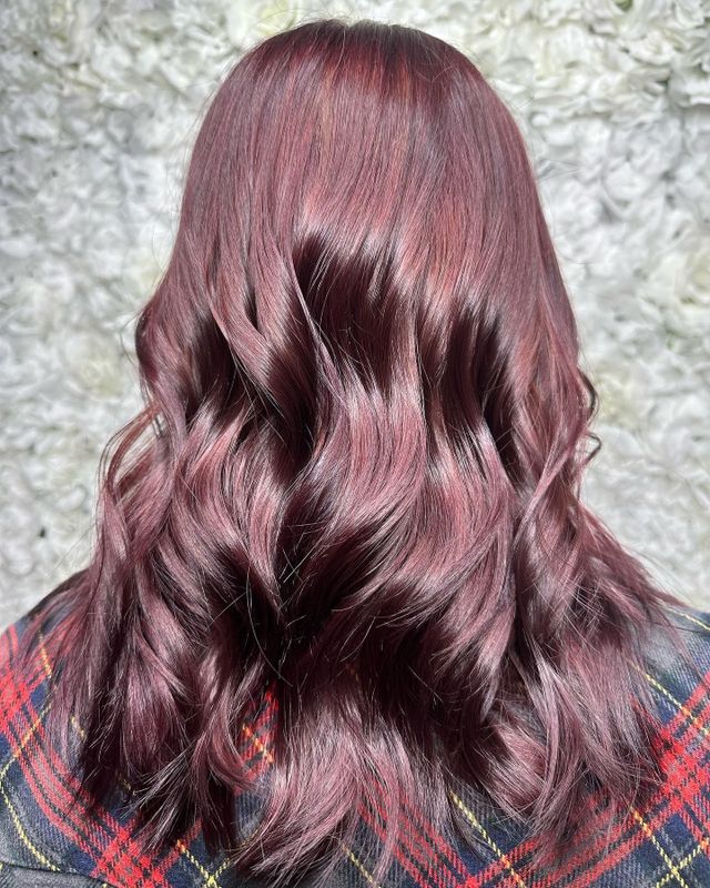 Images Tangles Salon and Day Spa