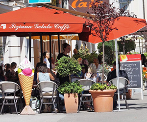 TIZIANA Food, Gelato-Caffè, Franz-Josef-Straße 3 in Salzburg