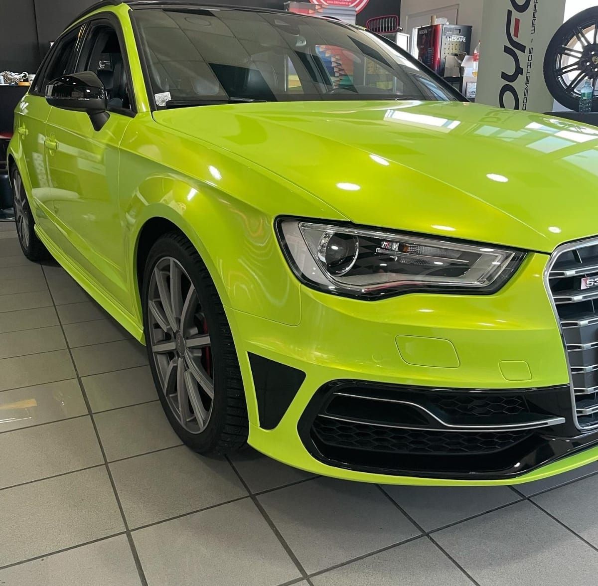 NOYFA Car Center & 2 D Digitaldruck, Welser Straße 17 in Leonding