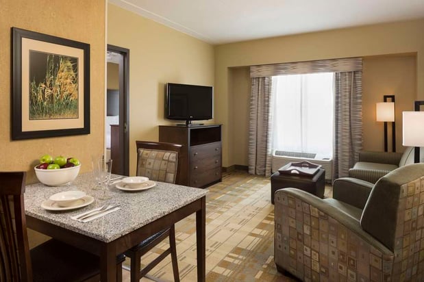 Images Homewood Suites by Hilton Coralville - Iowa River Landing, IA