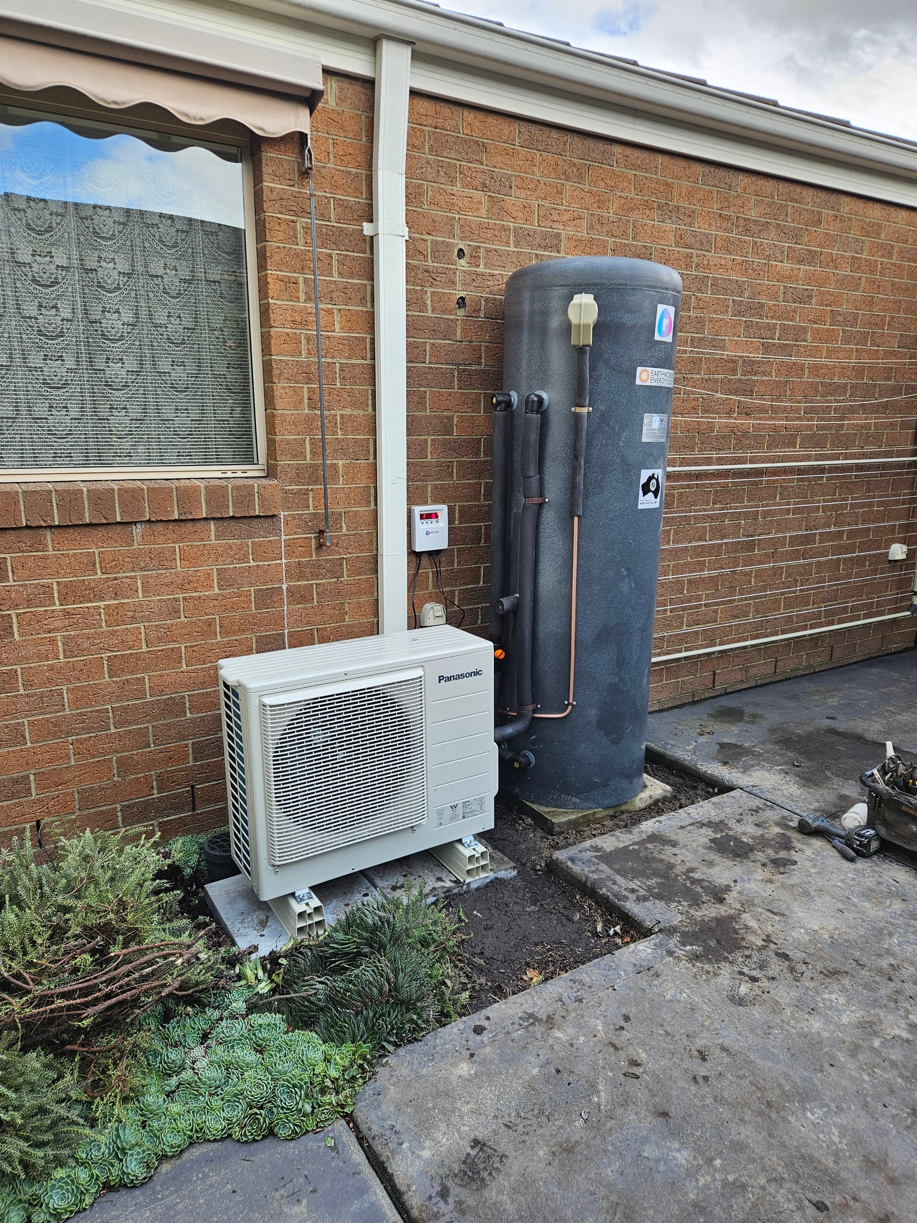 Images Uncommon Solar and Battery Storage Gippsland