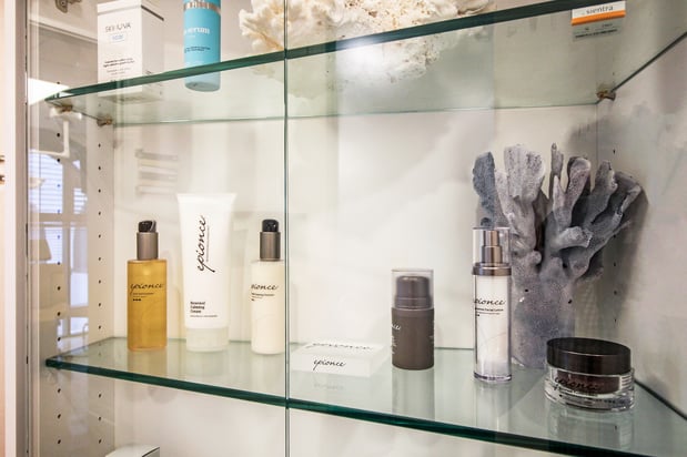 Images Moy, Fincher, Chipps Facial Plastics & Dermatology - Beverly Hills