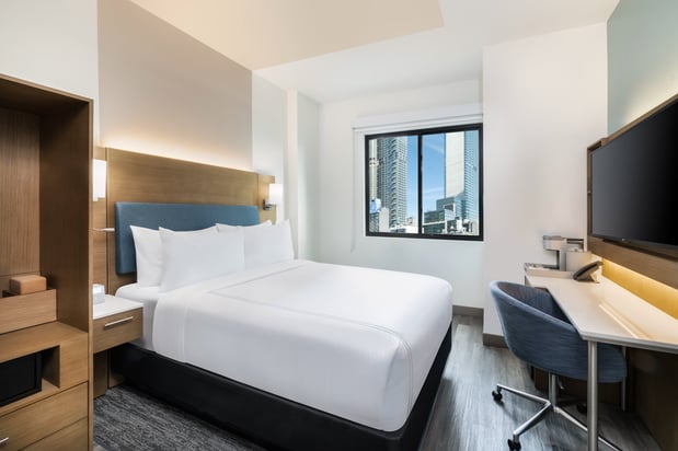 Images Even Hotel Long Island City - New York by IHG