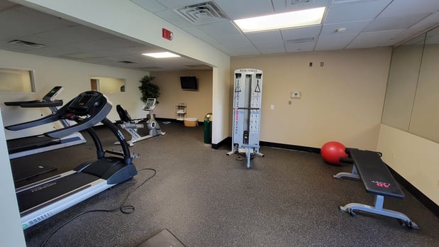 Images Holiday Inn Express Fayetteville - Fort Bragg by IHG