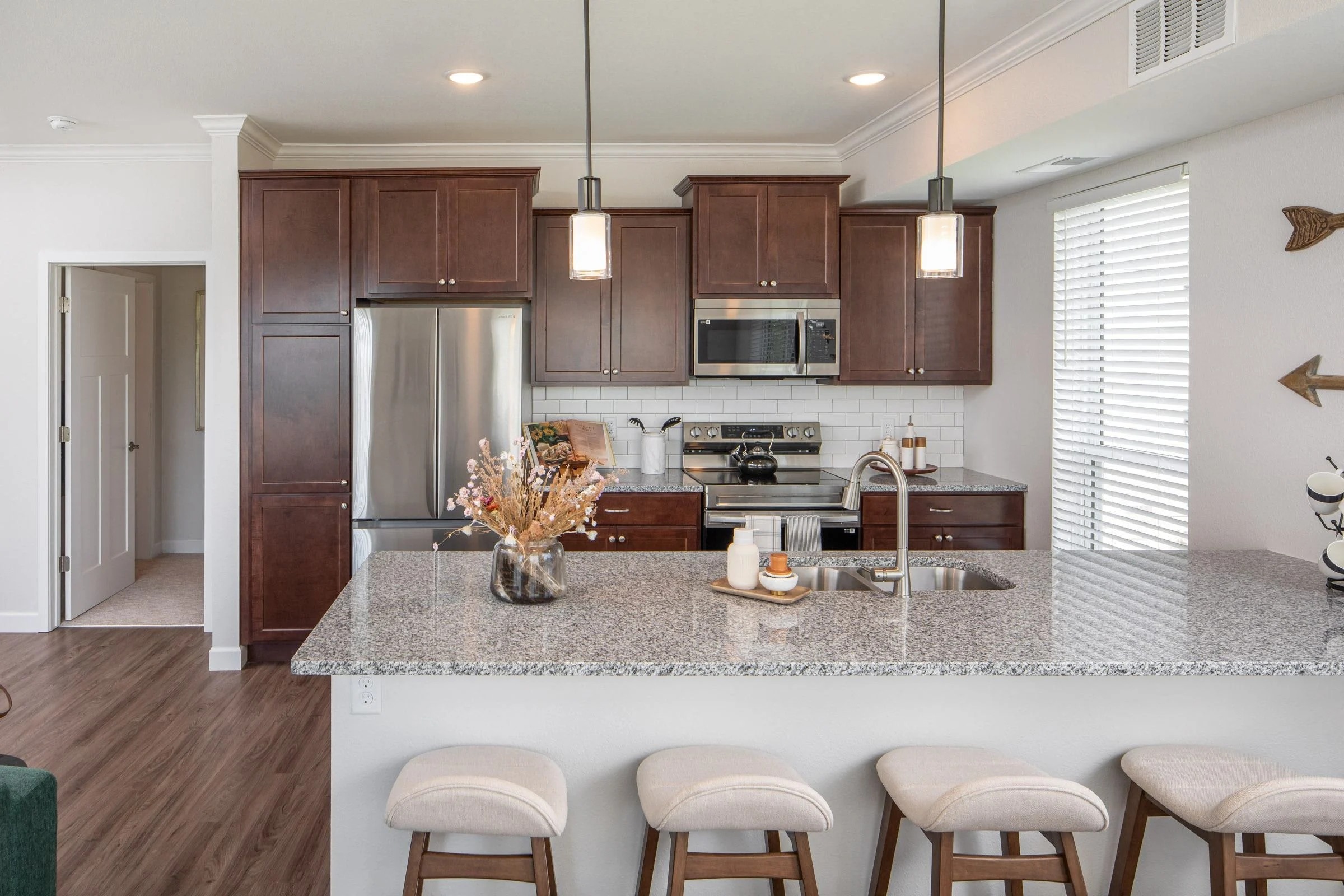 Kitchen Islands 