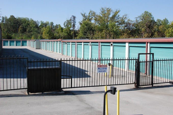 Images American Self Storage Center Lakemont