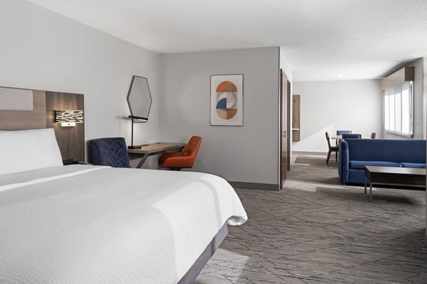 Images Holiday Inn Express & Suites Midwest City by IHG