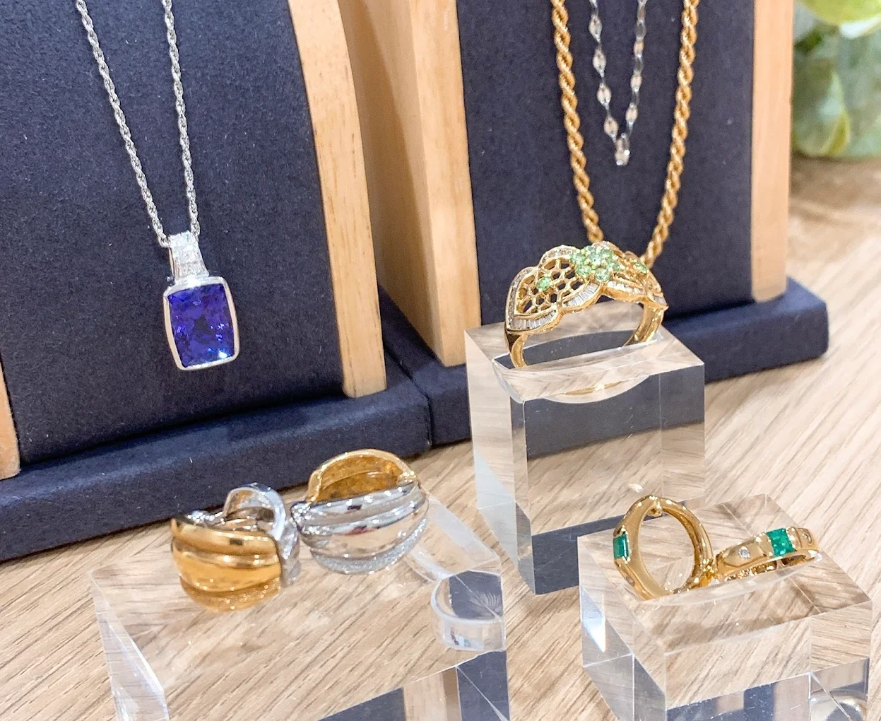 Images KOMEHYO（コメ兵）買取センターデパート リウボウ