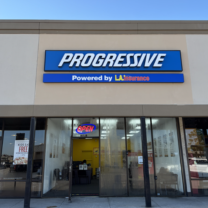 Exterior of the L.A. Insurance located at 19759 U.S. 59 in TX