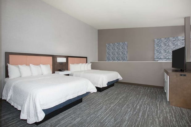 Images Hampton Inn & Suites Denver-Downtown