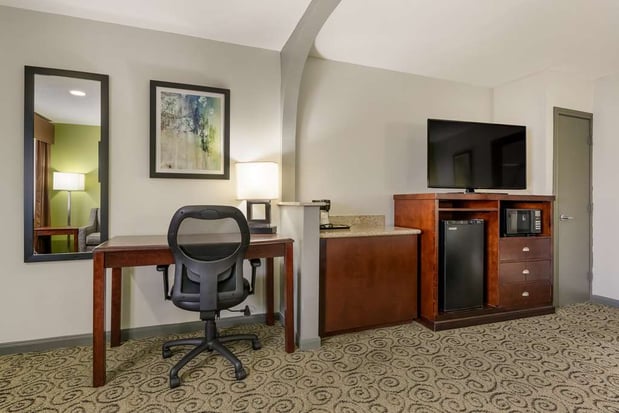 Images SureStay by Best Western Deer Park