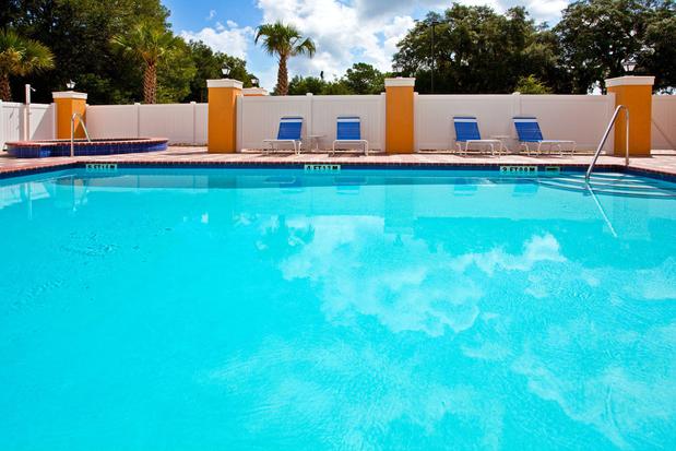 Images Holiday Inn Express & Suites Brooksville-I-75, an IHG Hotel