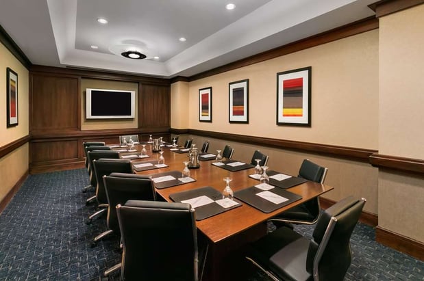 Images Embassy Suites by Hilton Chicago North Shore Deerfield