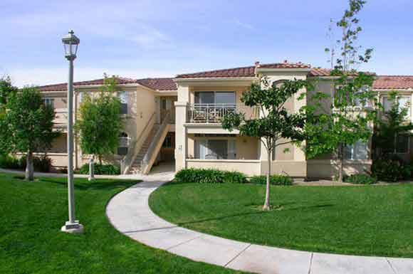 Arroyo Villa Apartments - Thousand Oaks, CA 91320 - (805)376-3315 | ShowMeLocal.com