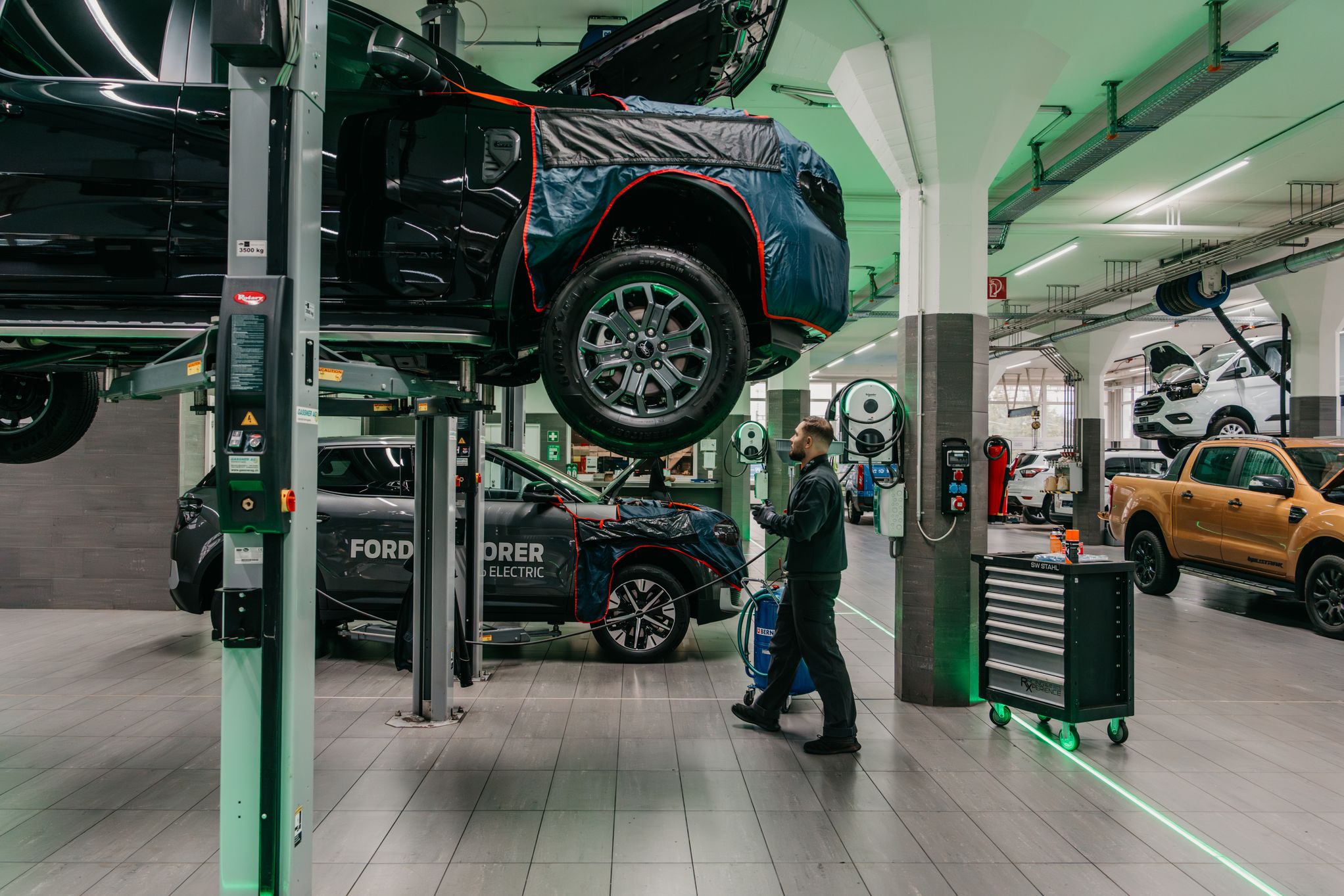 Bilder Th. Willy Zürich-Schlieren