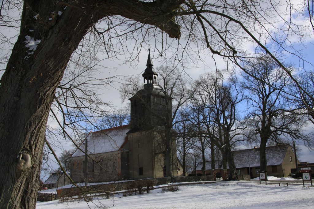 Kirche Hardenbeck - Ev. Gesamtkirchengemeinde Region Boitzenburg/Uckermark, Hauptstraße 23 in Boitzenburger Land