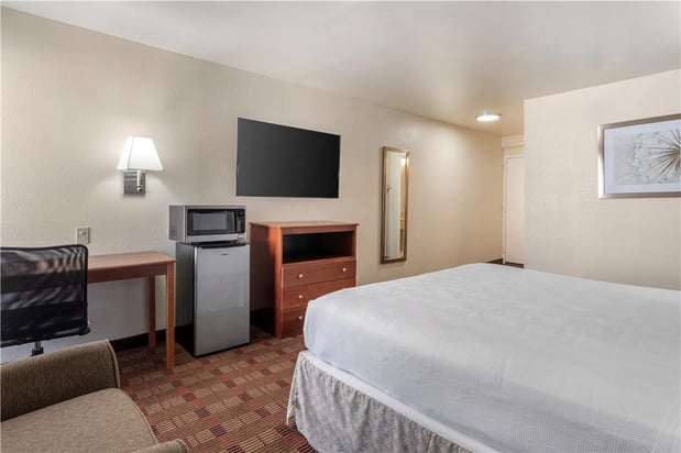 Images SureStay by Best Western East Brunswick
