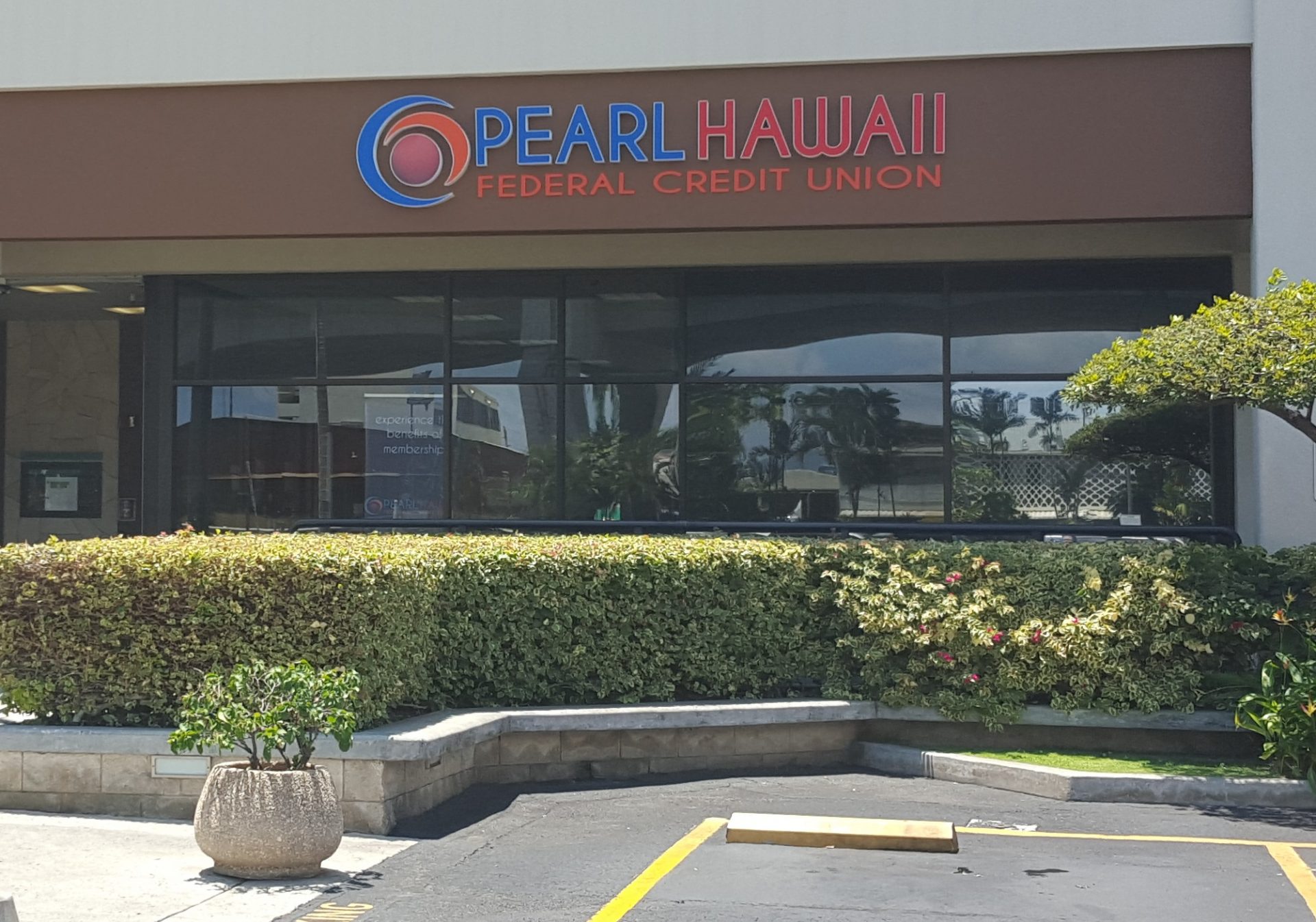 Pearl Hawaii Federal Credit Union Photo