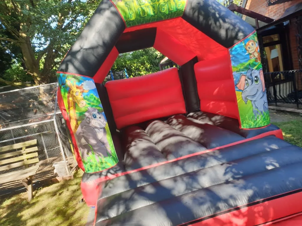 Images Top Banana Bouncy Castles