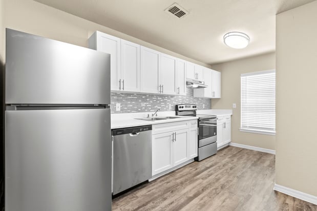 Images Miramar Apartments