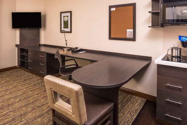 Images Candlewood Suites Kansas City Speedway by IHG