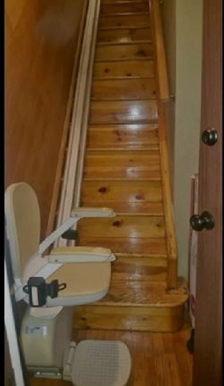 Stairlifts of Pittsburgh Inc. - Pittsburgh, PA 15237 - (412)292-7554 | ShowMeLocal.com