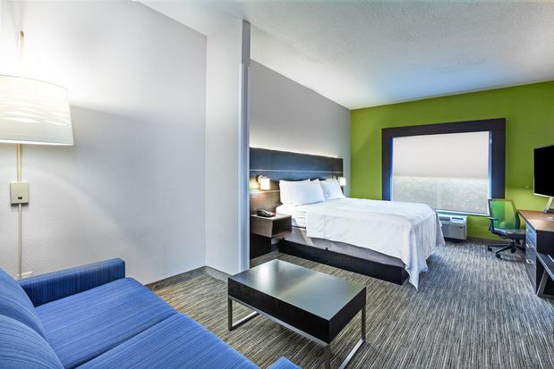 Images Holiday Inn Express New Orleans East, an IHG Hotel