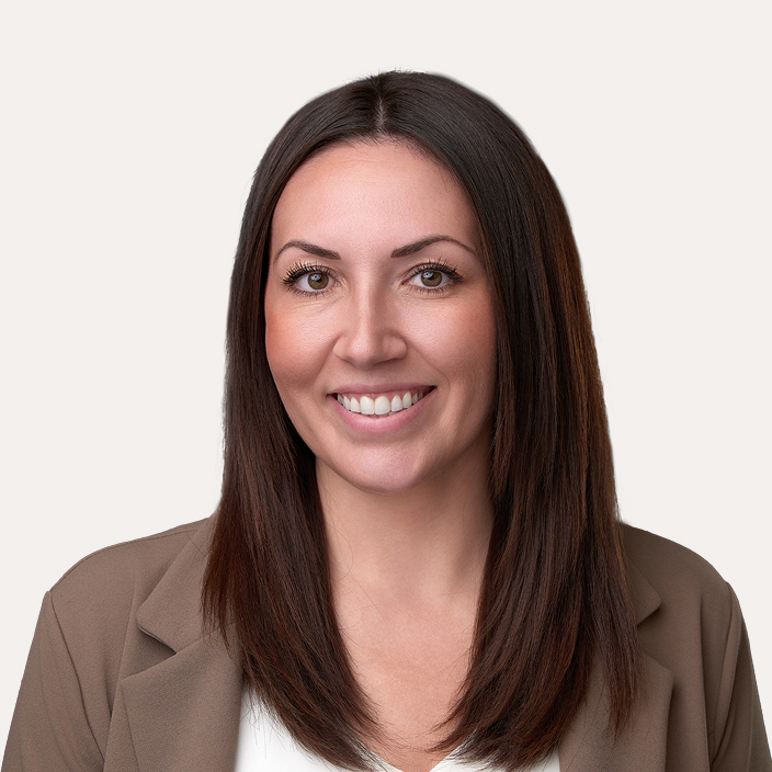 Shauna Harrison​ headshot.