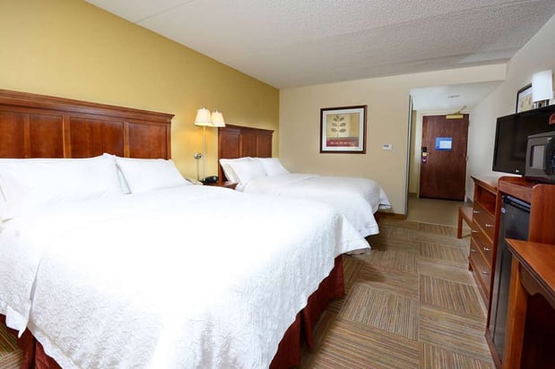 Images Hampton Inn Raleigh-Capital Blvd. North