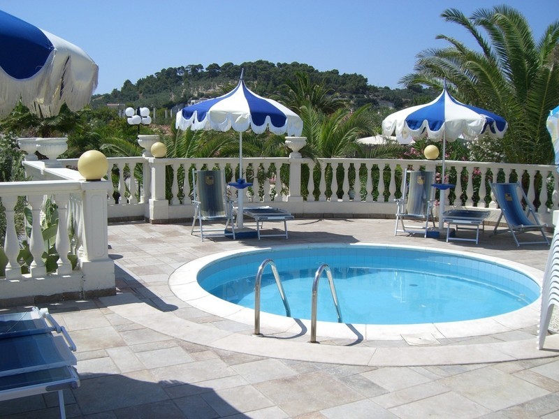 Images Pellegrino Village