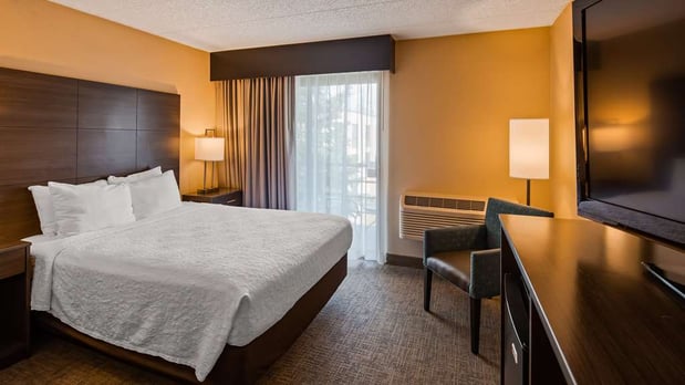 Images Best Western East Towne Suites