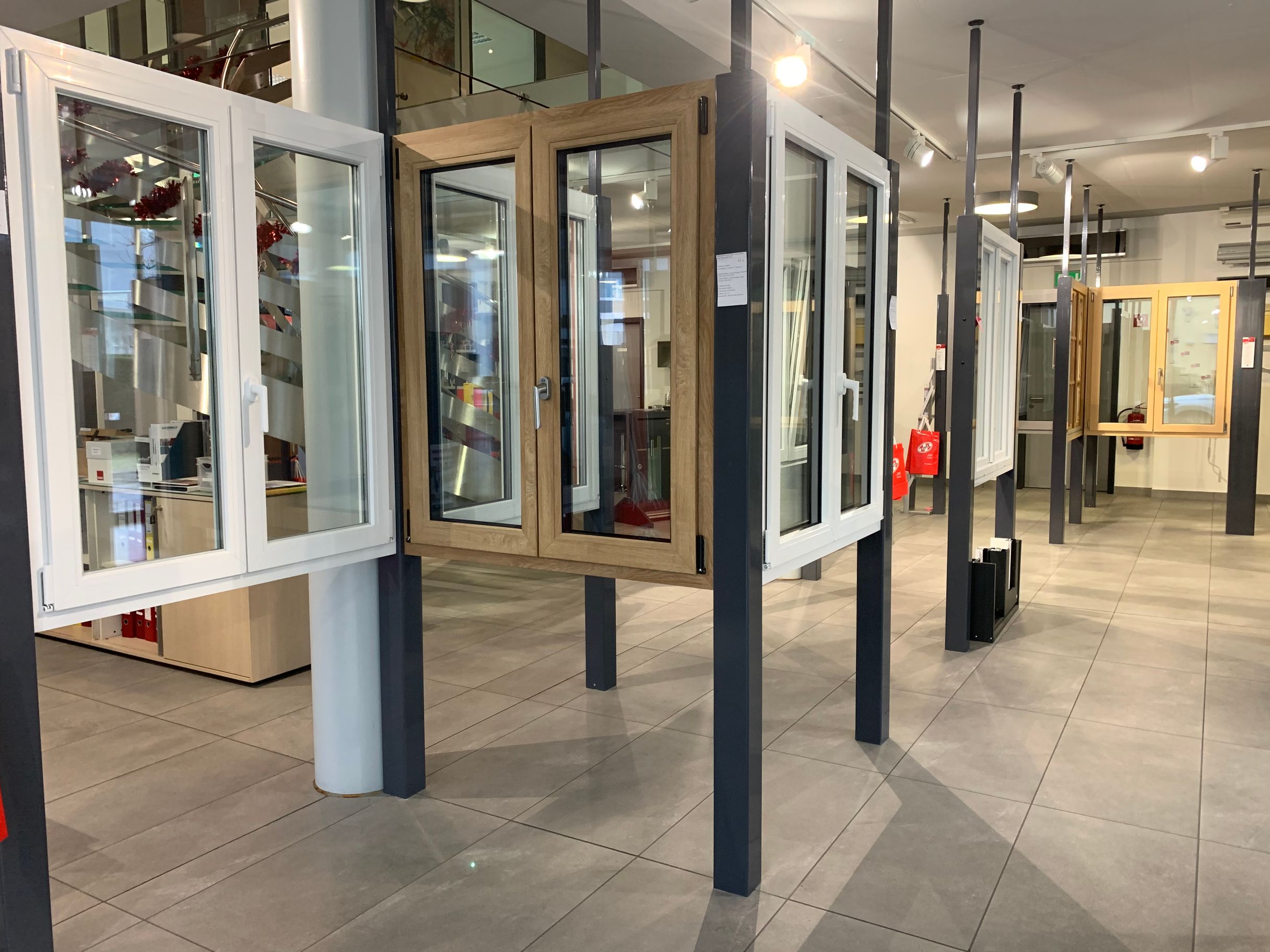 Bilder USFA - Falegnamerie Associate