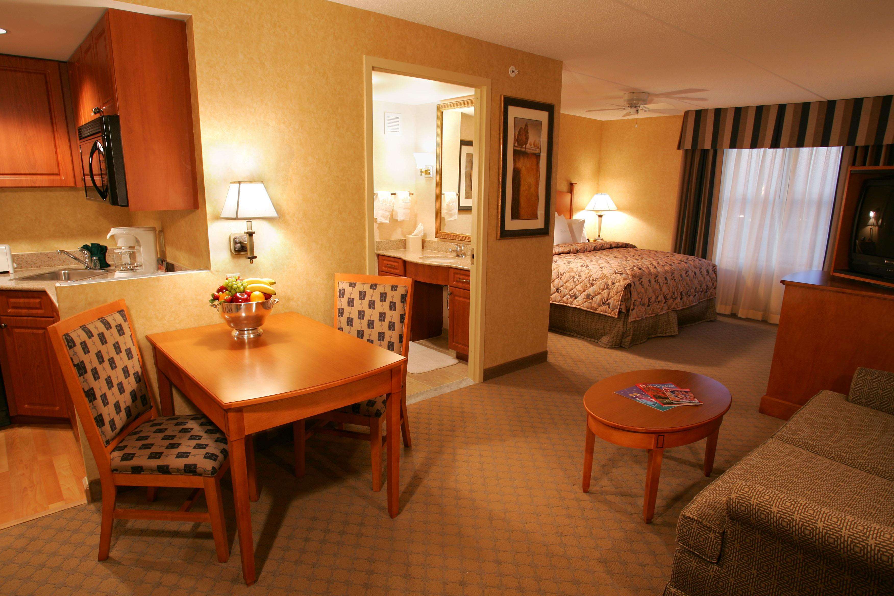 Guest room