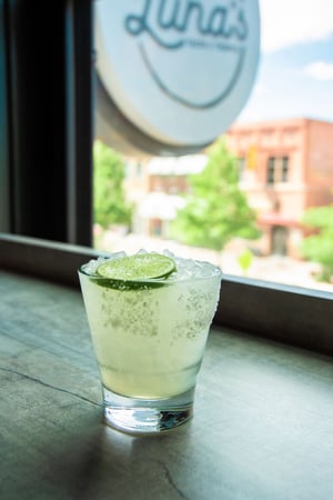 Images Luna's Tacos & Tequila