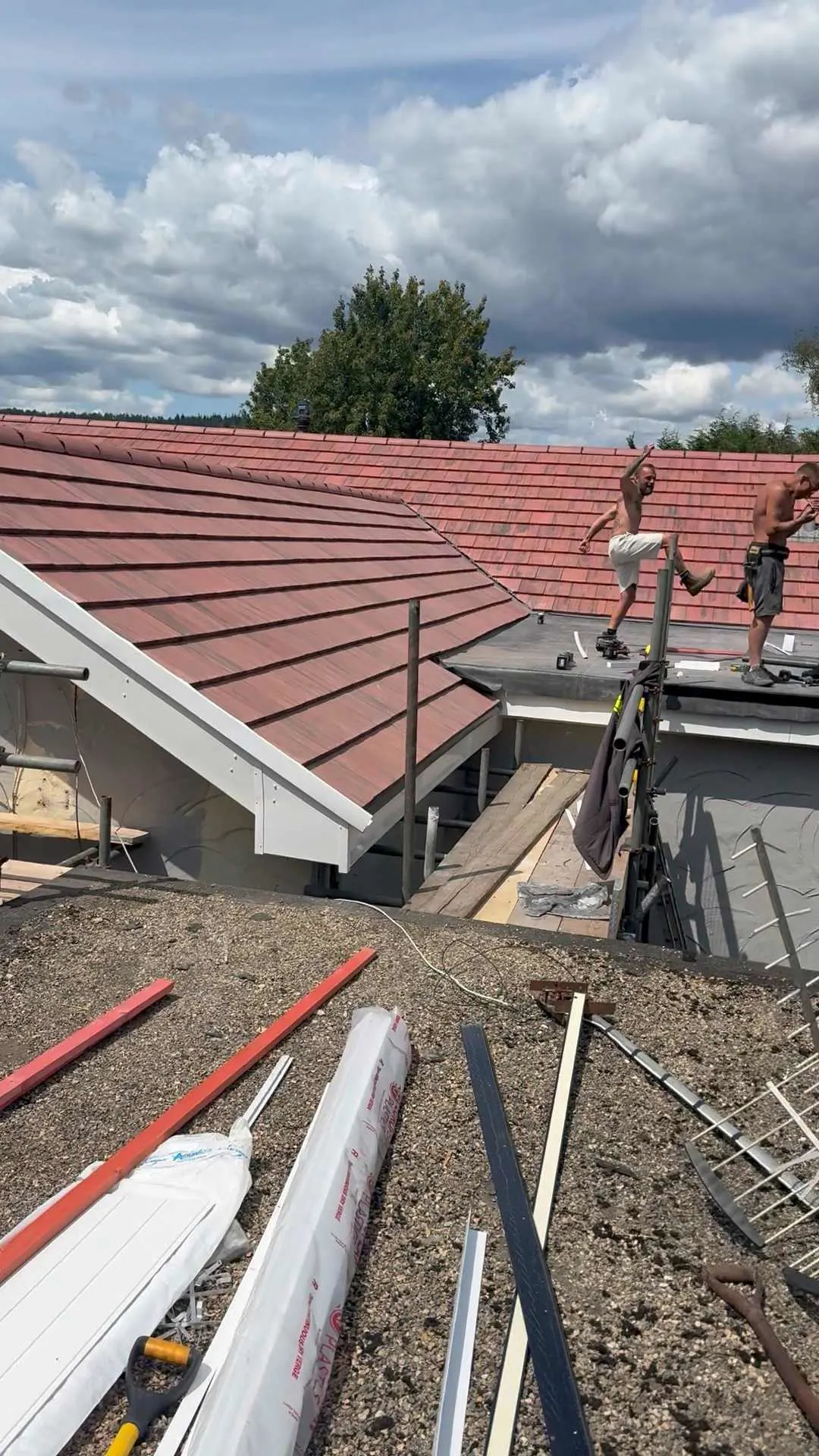 Images Lovell Roofing Ltd