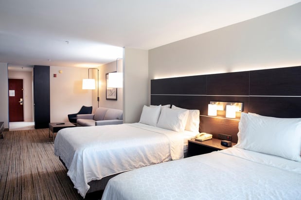 Images Holiday Inn Express & Suites Chester-Monroe-Goshen by IHG